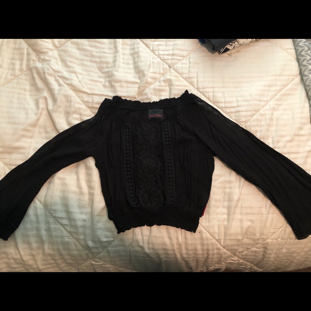 Queen of darkness open slit black top
